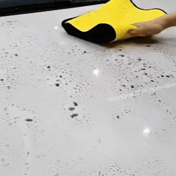 Super Water Absorbing 650 GSM Microfiber Towel for Car & Household Cleaning
